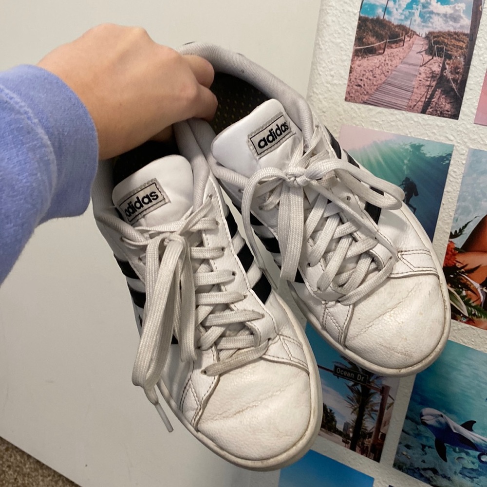 Adidas tennis shoes